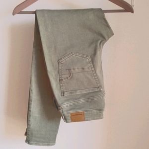 American Eagle Hi-Rise Jegging